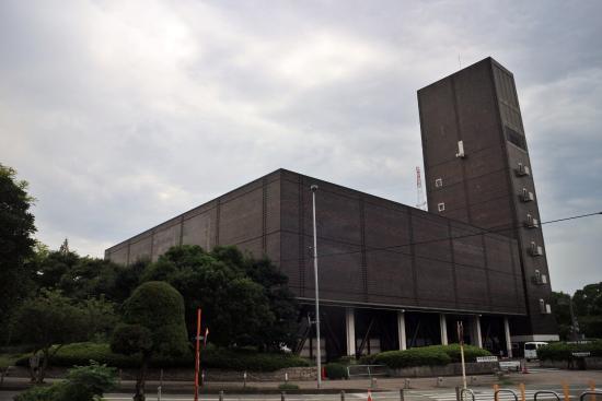 福岡県立美術館